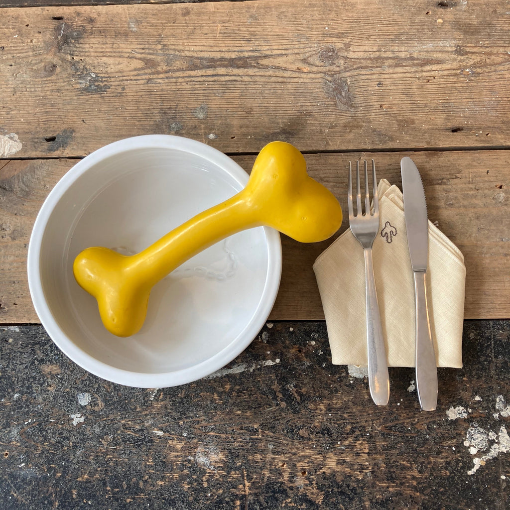 Hundespielzeug aus Gummiknochen