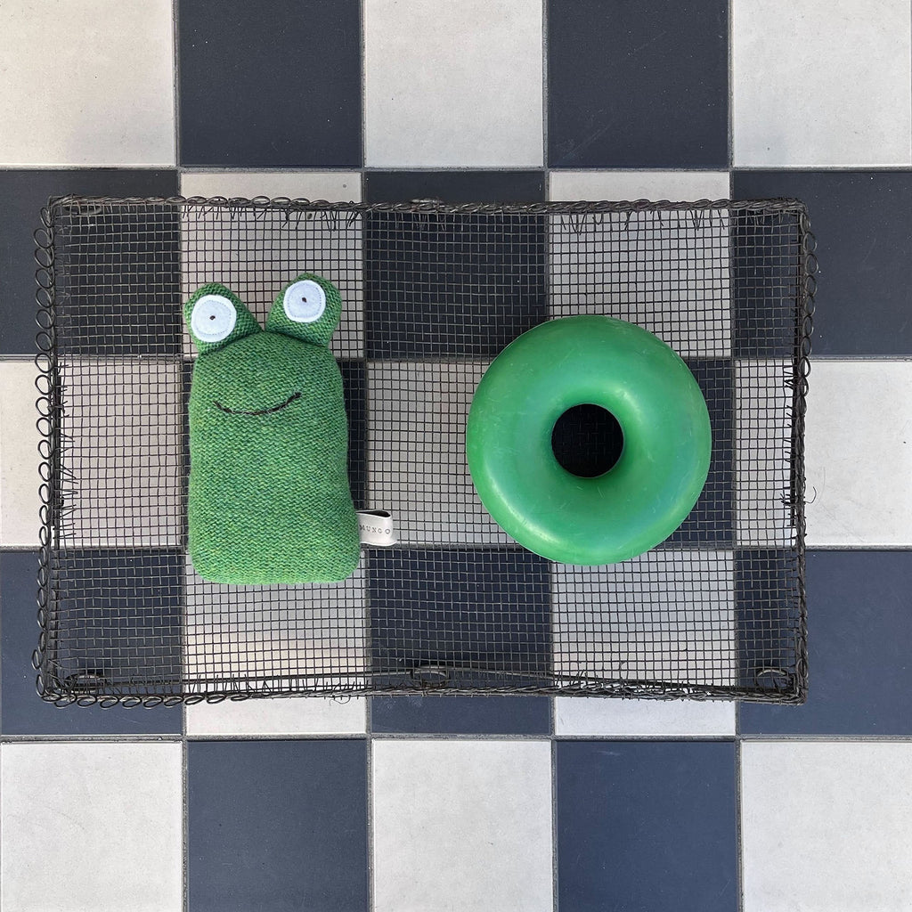 Hundespielzeug aus Gummi in Donutform